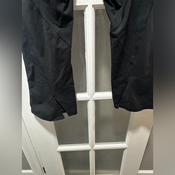 Athleta Split Flare Crop - Picture 6 of 7